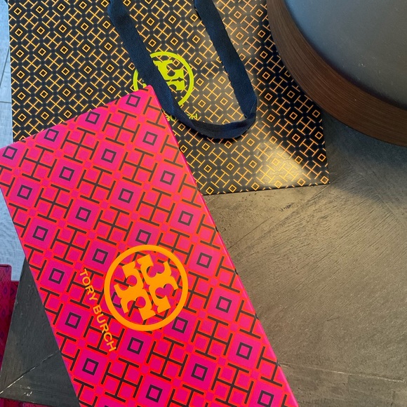 COPY - TORY BURCH SANDALS - Picture 4 of 4